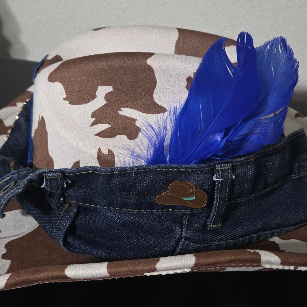 Cow Print Cowboy Hat with Blue LA Patch - Picture 3 of 4